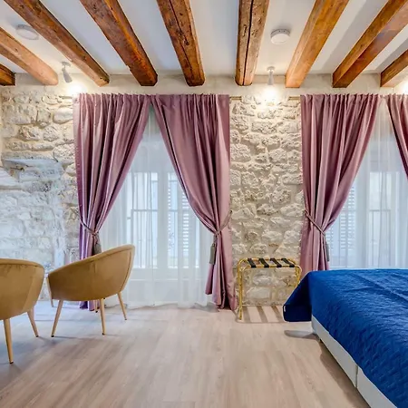 Princ Heritage Guest house 4*